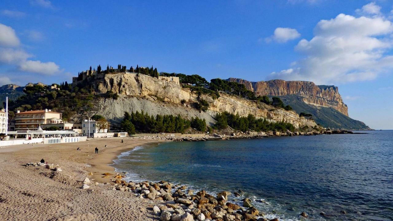 Apartment Les Barques, Vue Splendide Sur Le Port De *