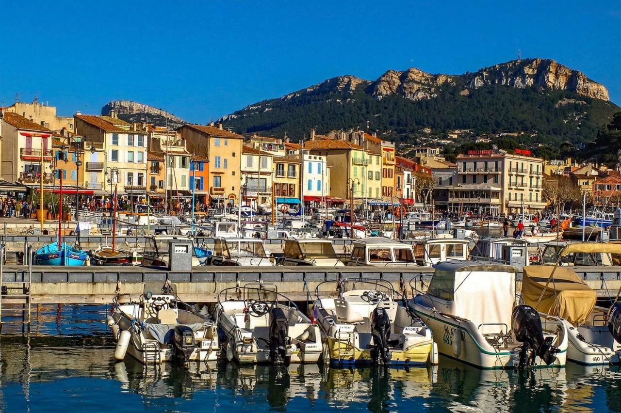 Les Barques, Vue Splendide Sur Le Port De Apartment Cassis