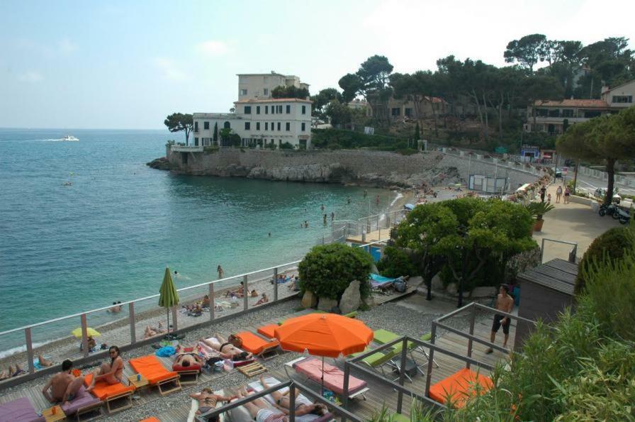 Les Barques, Vue Splendide Sur Le Port De Cassis